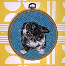Load image into Gallery viewer, Pet portrait hoop art