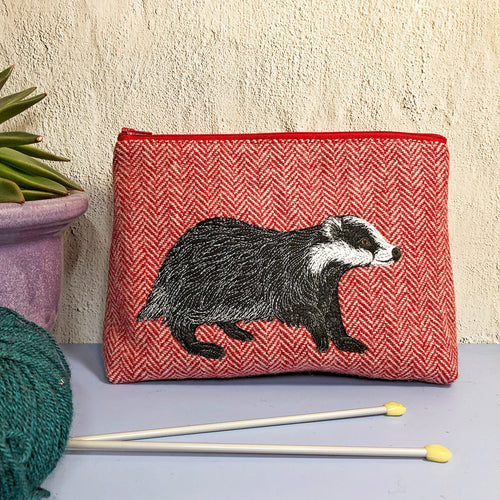 Badger project bag made with red Harris Tweed