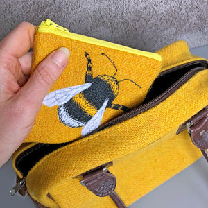 Bumble bee coin purse