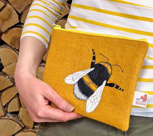 Bee zip pouch - made to order