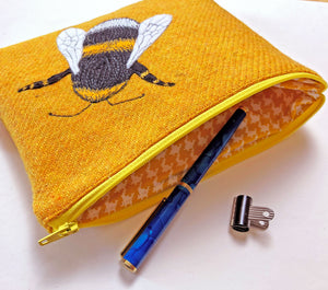 Bee zip pouch - made to order