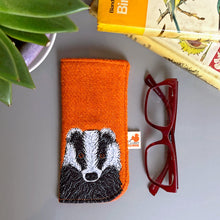 Load image into Gallery viewer, Badger glasses case