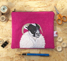 Load image into Gallery viewer, Sheep zip pouch, pink